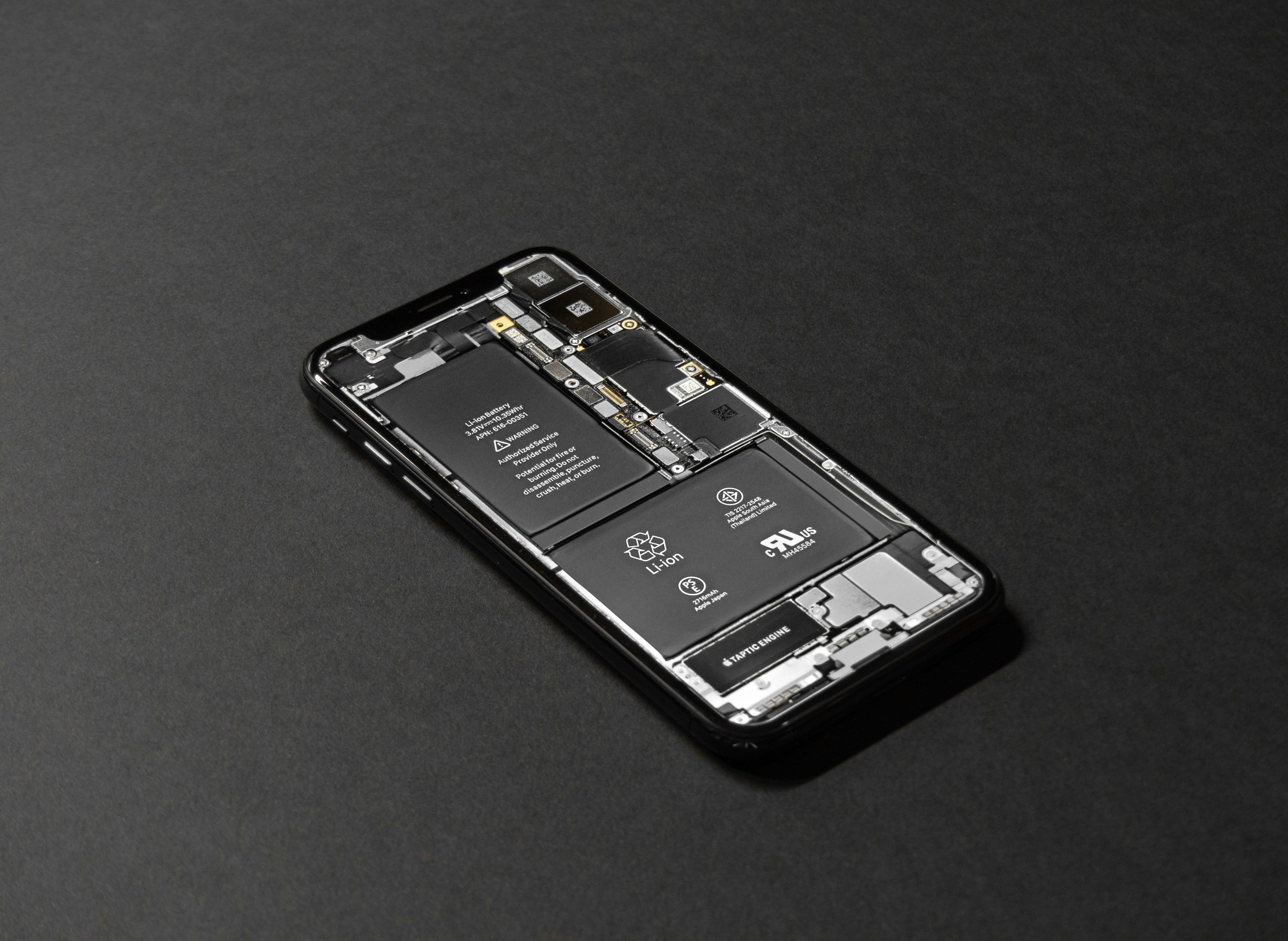 Comparatif de l’autonomie des iPhone du 12 au 17 en heures de vidéo, streaming et navigation