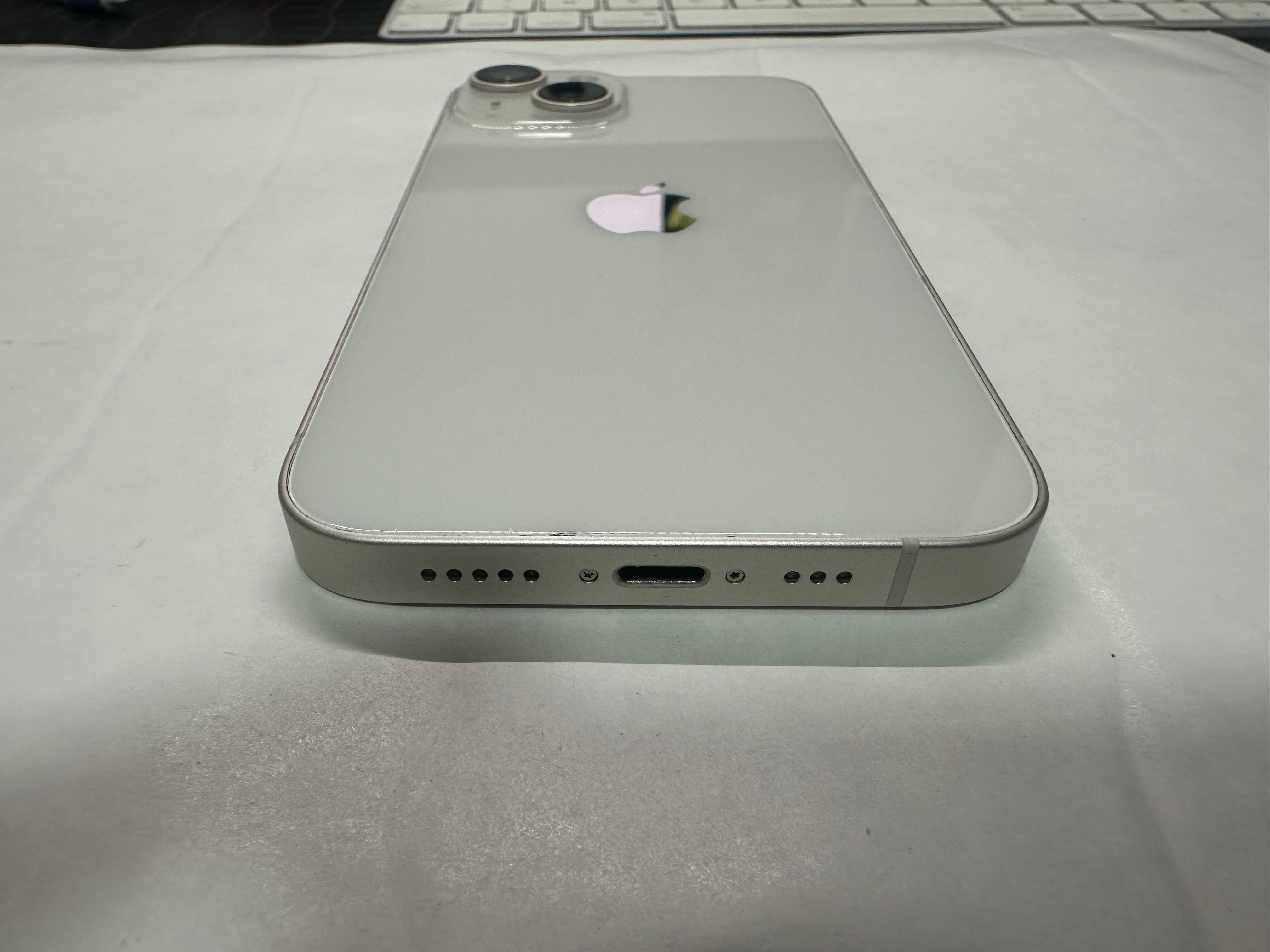 iPhone 14 · Parfait état · Batterie neuve · 128Go