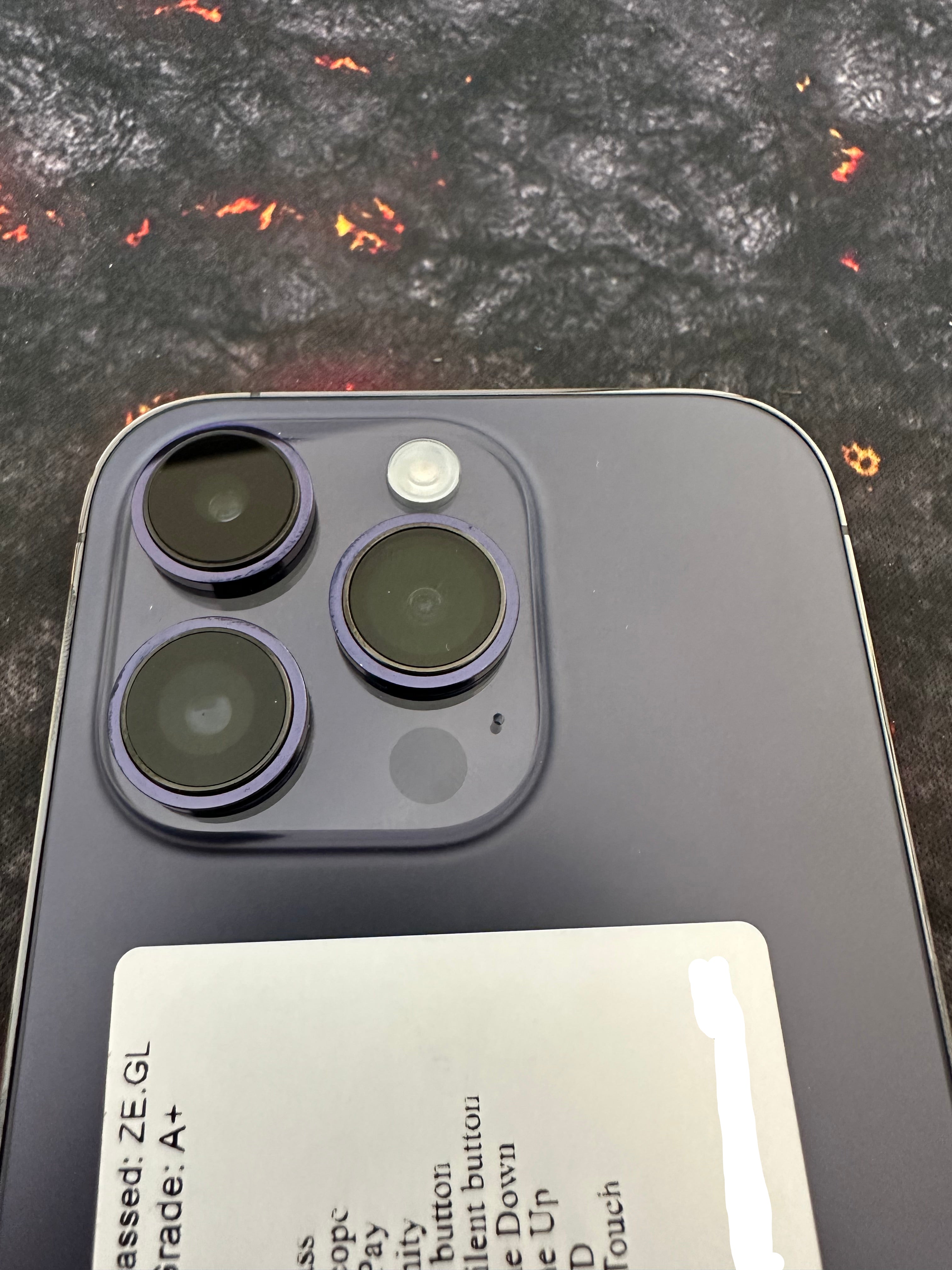 iPhone 14 Pro Violet 256 Go – Reconditionné à neuf (100% pièces Apple)